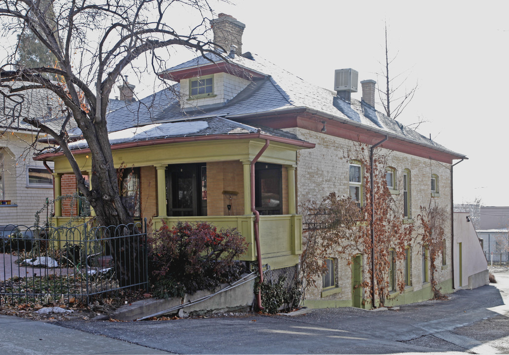 52 E 200 N in Salt Lake City, UT - Building Photo