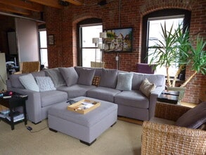 21 Wormwood St, Unit 524 in Boston, MA - Building Photo - Building Photo