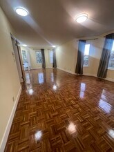 10 Packard Ave in Somerville, MA - Foto de edificio - Building Photo