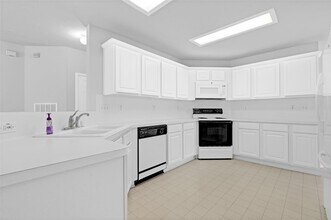 22703 Holly Lake Dr in Katy, TX - Building Photo - Building Photo