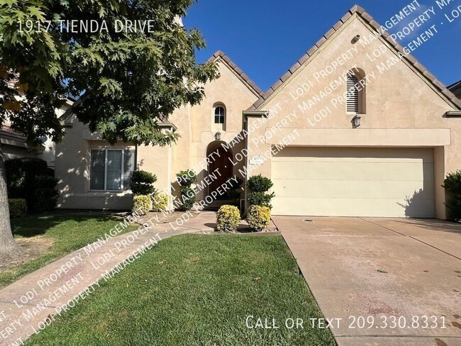 property at 1917 Tienda Dr