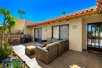 48455 Alamo Dr in Palm Desert, CA - Building Photo - Building Photo