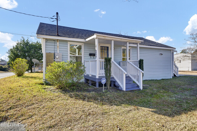 422 Covil Ave in Wilmington, NC - Building Photo - Building Photo