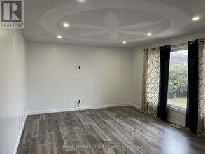 6030 Renaud Rd in Ottawa, ON - Building Photo - Building Photo