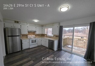 16426 E 29th St in Independence, MO - Foto de edificio - Building Photo