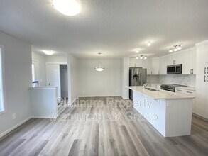 1417-1148 148 Ave NW in Calgary, AB - Building Photo - Building Photo