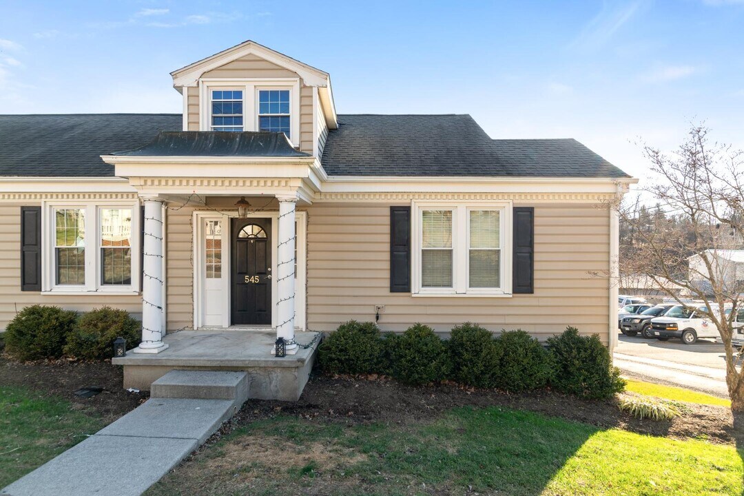 545 Montgomery St in Christiansburg, VA - Building Photo