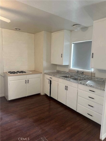 property at 501 University Pl