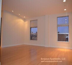 599 Albany St, Unit 607 in Boston, MA - Building Photo - Building Photo