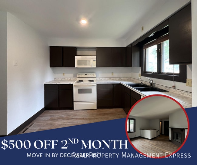 Amazing 3 Bedroom 2.5 Bath duplex with attached garage and fenced yard!