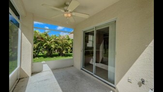 14250 Tree Swallow Way in Lakewood Ranch, FL - Building Photo
