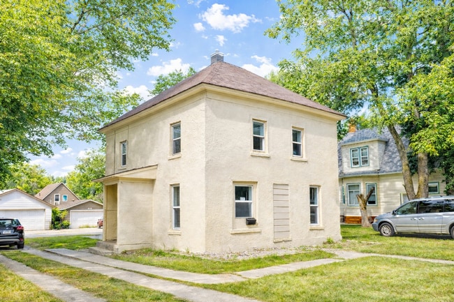 property at 413 4th St NE