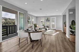 297 Gambrel Cir in Santa Rosa, CA - Building Photo - Building Photo