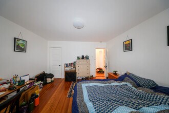 17 Princeton St, Unit 3 in Medford, MA - Building Photo - Building Photo
