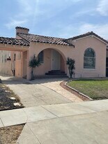 1208 W 81st Pl in Los Angeles, CA - Building Photo