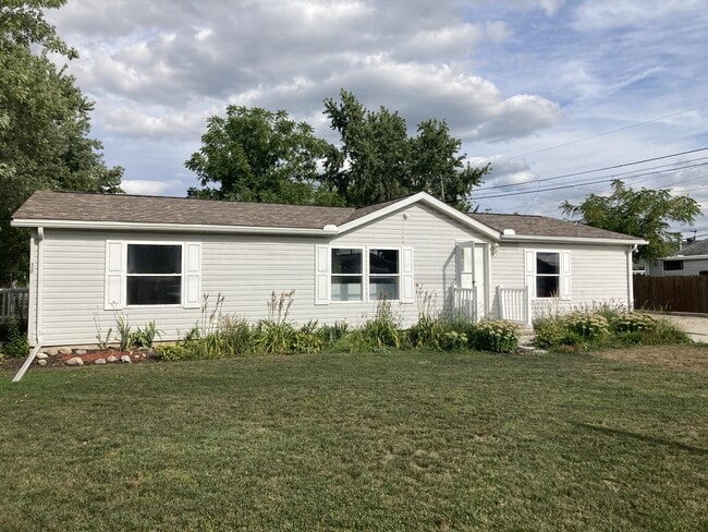 property at 25528 Broad St
