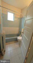 519 Harvard St NW, Unit 103 in Washington, DC - Building Photo - Building Photo