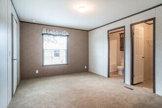 126 Vevay Dr S in Mason, MI - Building Photo - Building Photo