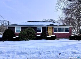 160 Aimes Dr in West Haven, CT - Building Photo