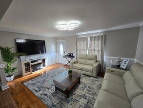 3117 Smith Farm Rd in Matthews, NC - Building Photo - Building Photo