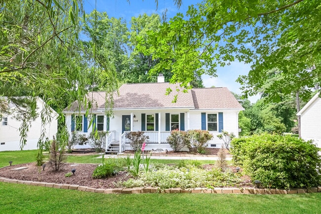 property at 737 E Maple Ln