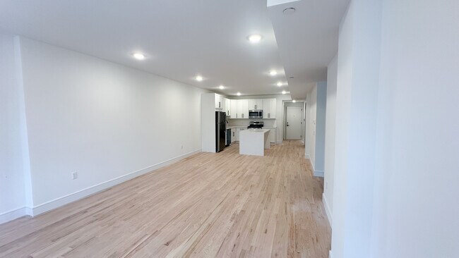 325 Union Blvd in Totowa, NJ - Foto de edificio - Building Photo