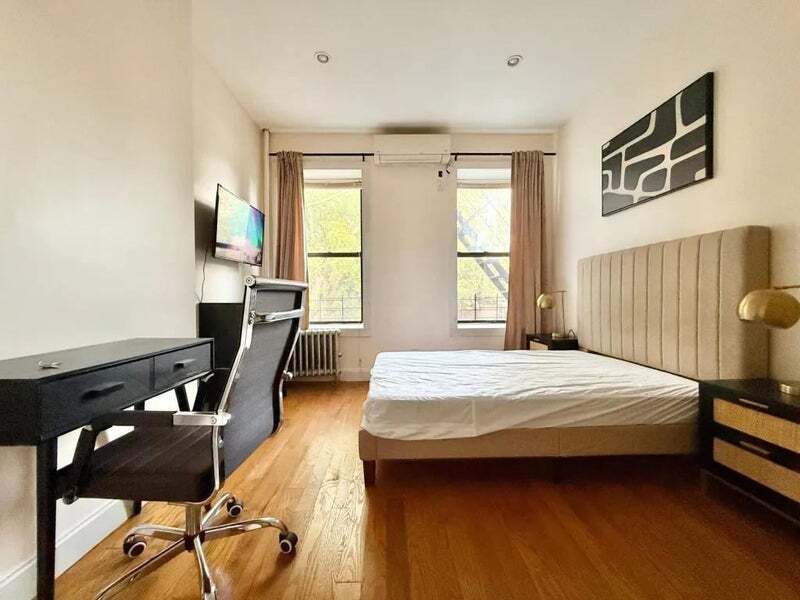 Nice room in a good neighborhood in Brooklyn, NY - Building Photo