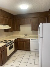 6107 37th St in Lubbock, TX - Building Photo - Building Photo