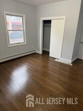 235 E Westfield Ave in Roselle Park, NJ - Building Photo - Building Photo