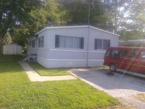 Washington Springs Estates Mobile Home Park in Okawville, IL - Building Photo