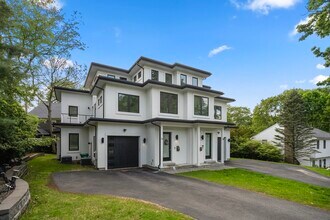 18 Cragmore Rd in Newton, MA - Building Photo - Building Photo