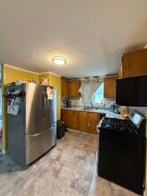 16 Linden St in Lynn, MA - Building Photo - Building Photo