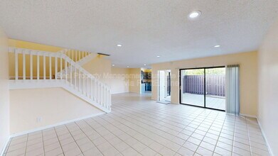 1921 N Congress Ave in West Palm Beach, FL - Building Photo - Building Photo