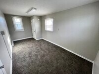 611 N Main St, Unit C photo'