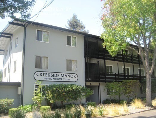 110 Webster St in Palo Alto, CA - Building Photo