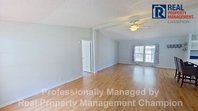 811 Red Lighthouse Ln in Wilmington, NC - Building Photo - Building Photo