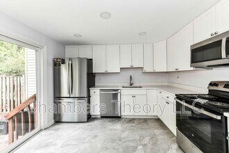 2908 Everleigh Way in Fairfax, VA - Building Photo - Building Photo