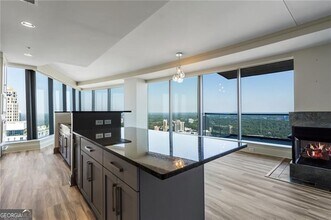 3344 Peachtree Rd NE in Atlanta, GA - Building Photo - Building Photo