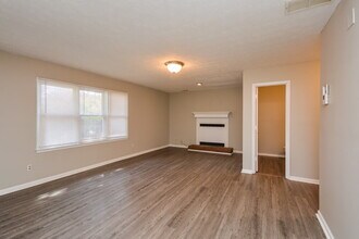2130 Country Walk Way SE in Conyers, GA - Building Photo - Building Photo