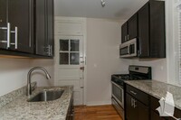 2175 W Giddings St, Unit 3 in Chicago, IL - Building Photo - Building Photo