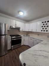 47-44 Springfield Blvd in Queens, NY - Building Photo - Building Photo