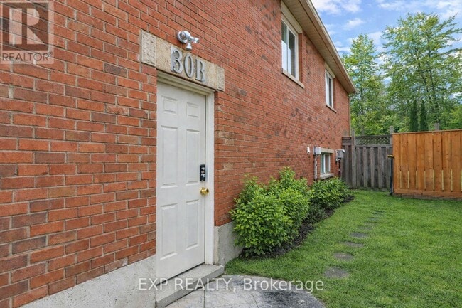 30 Cherry Sands Crescent in Wasaga Beach, ON - Building Photo - Building Photo