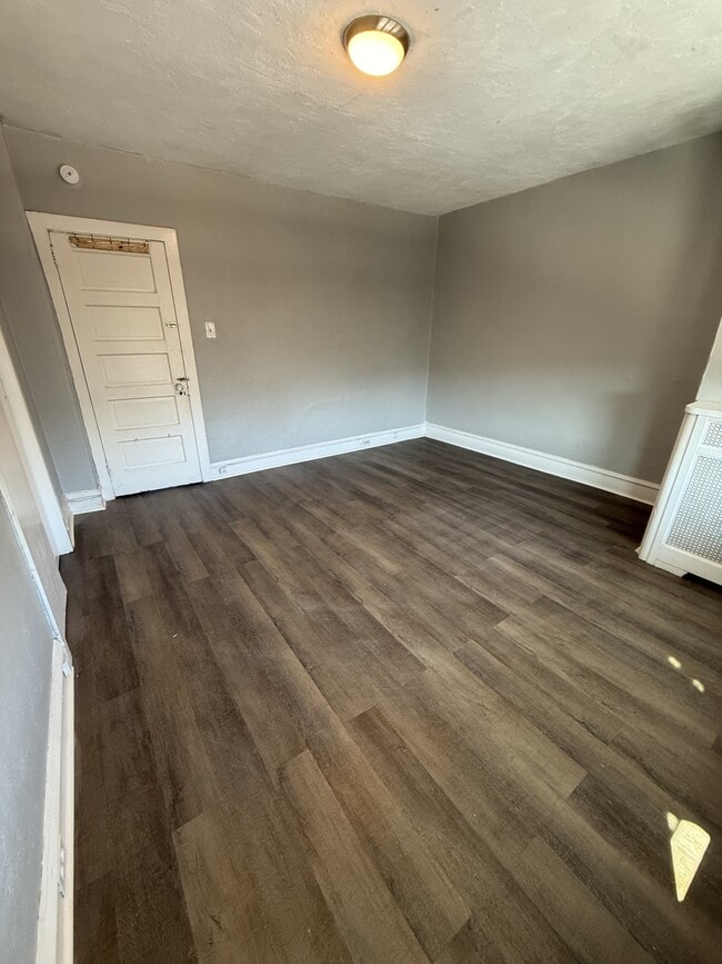 5623 Ridgewood St in Philadelphia, PA - Building Photo - Building Photo