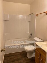 1106 Williams Ave in Cleburne, TX - Building Photo - Building Photo