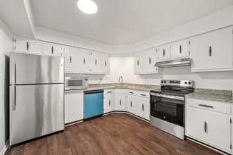 103 Harvest Ln in Phoenixville, PA - Building Photo - Building Photo