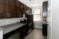 708 W Brompton in Chicago, IL - Building Photo - Building Photo