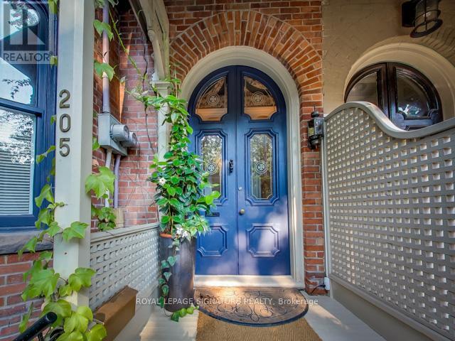 205 Seaton St in Toronto, ON - Building Photo - Building Photo