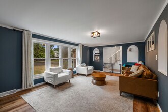 537 Vine Ln in Buffalo, NY - Building Photo - Building Photo