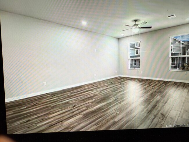 21515 Sir Walter Ln in San Antonio, TX - Building Photo - Building Photo