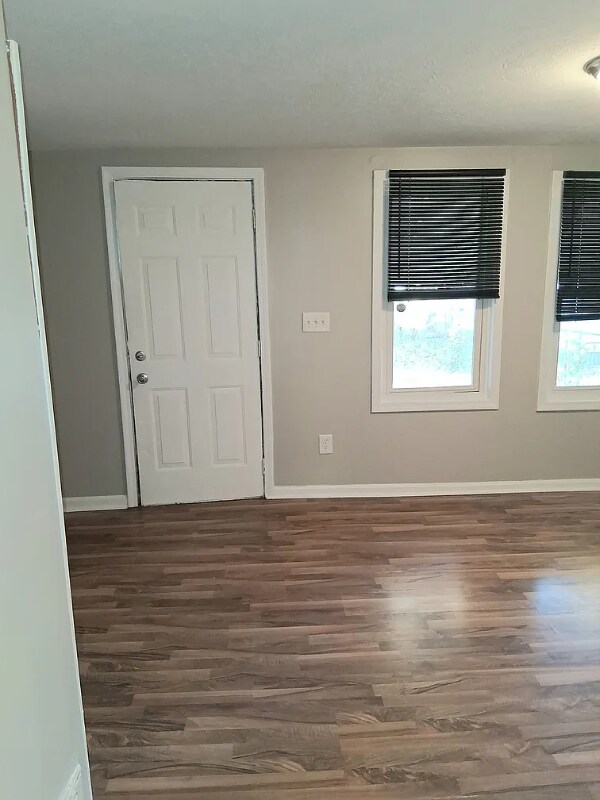 3506 Kahlert Ave in Louisville, KY - Foto de edificio - Building Photo